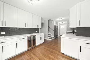 11201 S Deerpath Ln, Palos Hills, IL 60465 - Photo 6