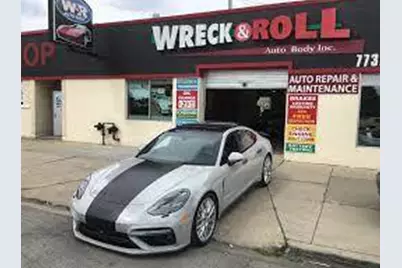 6652 N Western Avenue, Chicago, IL 60645 - Photo 2