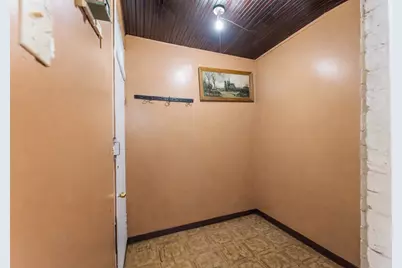 8129 S Cornell Avenue, Chicago, IL 60617 - Photo 12