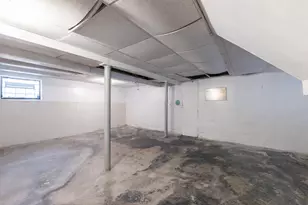 8129 S Cornell Ave, Chicago, IL 60617 - Photo 14