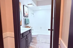 1670 N Douglas Ct, Arlington Heights, IL 60004 - Photo 16