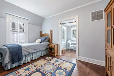 2025 Thornwood Avenue, Wilmette, IL 60091 - Photo 20