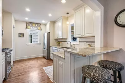 2025 Thornwood Avenue, Wilmette, IL 60091 - Photo 8