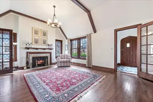 2025 Thornwood Ave, Wilmette, IL 60091 - Photo 4