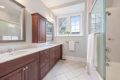 2025 Thornwood Avenue, Wilmette, IL 60091 - Photo 18
