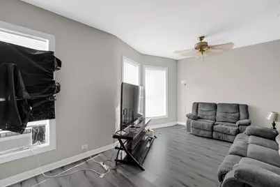 7826 S Stewart Avenue, Chicago, IL 60620 - Photo 16