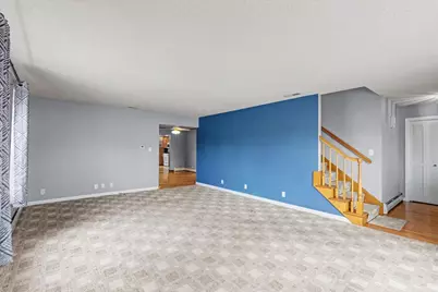 726 E Thompson Avenue, Hoopeston, IL 60942 - Photo 8