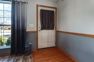 917 Prairie Path Ln, Joliet, IL 60436 - Photo 2