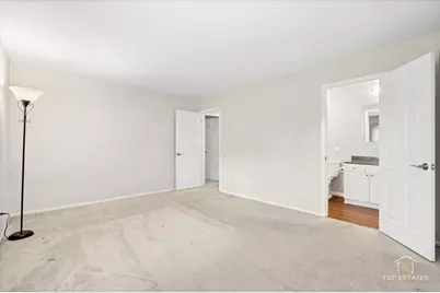 194 Grove Avenue #A, Des Plaines, IL 60016 - Photo 14