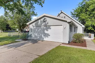 4830 Crown Point Cir, Roscoe, IL 61073 - Photo 24