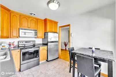 7528 Kenneth Avenue, Skokie, IL 60076 - Photo 12
