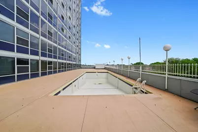 7234 W North Avenue #1806, Elmwood Park, IL 60707 - Photo 16