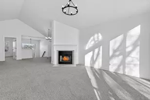 403 Cromwell Cir, Bartlett, IL 60103 - Photo 4