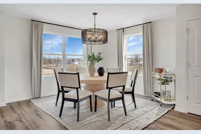 448 Lakeshore Court, Saint Charles, IL 60174 - Photo 2