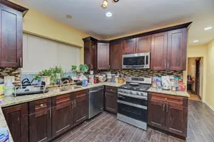 1941 N Harding Ave, Chicago, IL 60647 - Photo 30