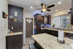 1941 N Harding Ave, Chicago, IL 60647 - Photo 18