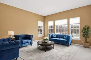 7390 Bittersweet Dr, Gurnee, IL 60031 - Photo 6