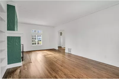 526 W Jackson Street, Woodstock, IL 60098 - Photo 10