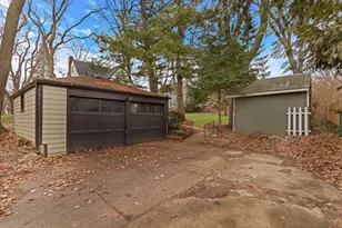 526 W Jackson St, Woodstock, IL 60098 - Photo 40