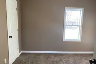 109 W Iowa St, Spring Valley, IL 61362 - Photo 12