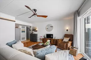 127 N Wolf Rd, Wheeling, IL 60090 - Photo 4