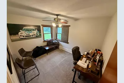 1270 Benson Lane, Green Oaks, IL 60048 - Photo 8