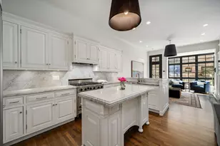 75 E Elm St, Chicago, IL 60611 - Photo 16