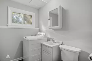 910 Dawn Ct, Dekalb, IL 60115 - Photo 16