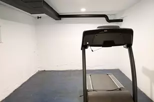 2718 S East Ave, Berwyn, IL 60402 - Photo 18