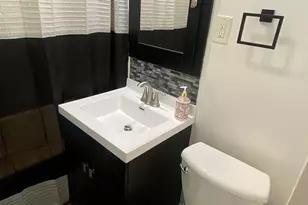 2718 S East Ave, Berwyn, IL 60402 - Photo 16