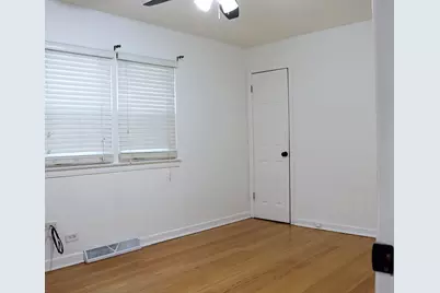 2718 S East Avenue, Berwyn, IL 60402 - Photo 6