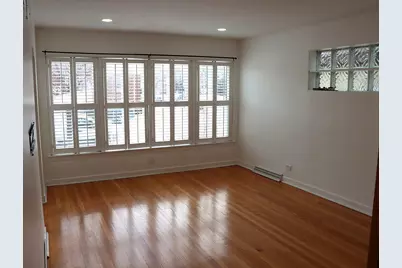 2718 S East Avenue, Berwyn, IL 60402 - Photo 2