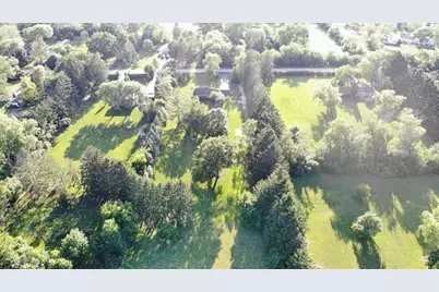 1270 Benson Lane, Green Oaks, IL 60048 - Photo 4