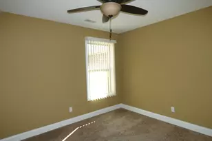 627 N Edgemere Dr, Bourbonnais, IL 60914 - Photo 16