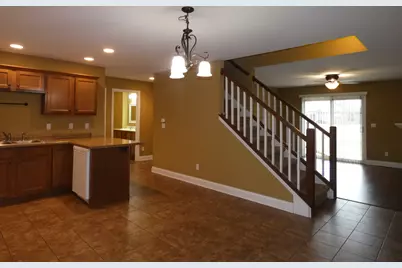 627 N Edgemere Drive, Bourbonnais, IL 60914 - Photo 8