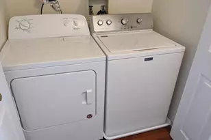 692 Silk Oak Ln, Crystal Lake, IL 60014 - Photo 8