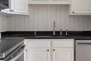 448 Raintree Ct, Glen Ellyn, IL 60137 - Photo 12