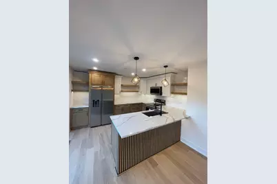 3732 Capri Court, Glenview, IL 60025 - Photo 2