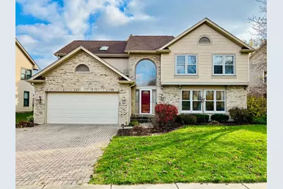 1551 Crowfoot Circle N, Hoffman Estates, IL 60169 - Photo 1