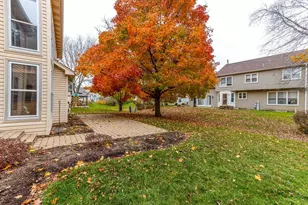 1551 Crowfoot Cir N, Hoffman Estates, IL 60169 - Photo 36