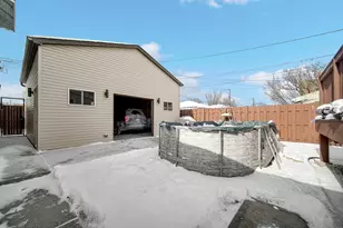 3322 N Pittsburgh Ave, Chicago, IL 60634 - Photo 22