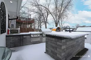 501 S Emerald Dr, McHenry, IL 60051 - Photo 10