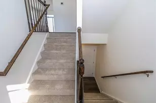 2949 Madison Dr, Naperville, IL 60564 - Photo 2