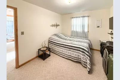 8027 W Churchill Avenue, Niles, IL 60714 - Photo 8