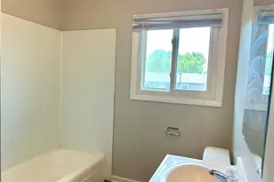 607 Sullivan Ln, University Park, IL 60484 - Photo 10