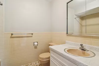 1533 N Arlington Heights Road #D, Arlington Heights, IL 60004 - Photo 14