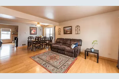 482 N Colony Drive, Round Lake Park, IL 60073 - Photo 4