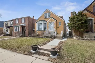 5118 N New England St, Chicago, IL 60656 - Photo 1