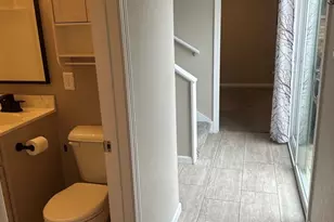 2211 Benjamin Ln, Bloomington, IL 61701 - Photo 32