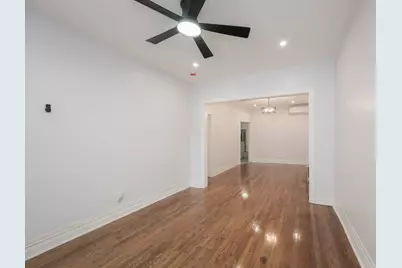 7653 S Saint Lawrence Avenue, Chicago, IL 60619 - Photo 6